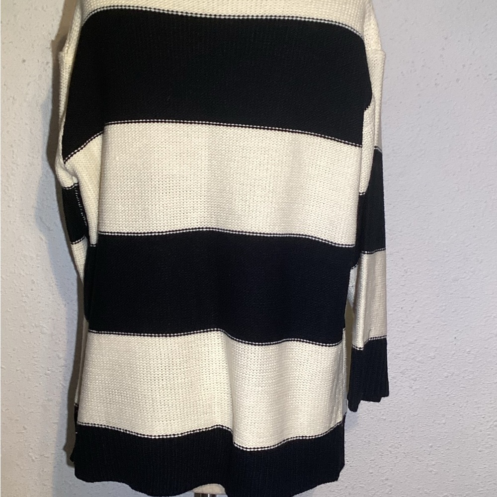 Davi & Dani  Striped Button up Pocket sweater Cardigan size small - Picture 7 of 9